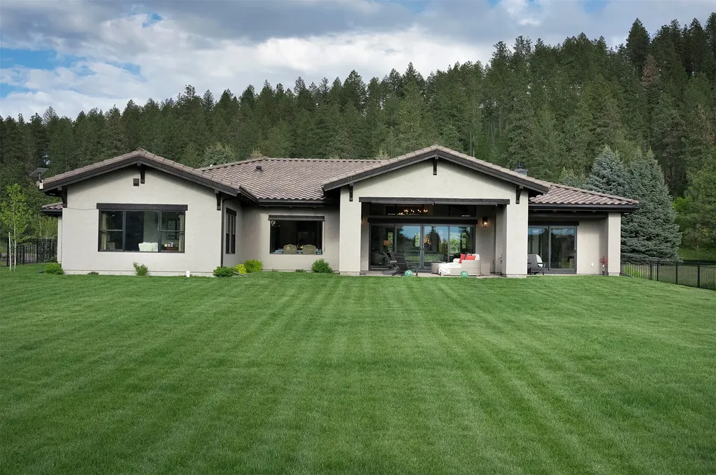 344 Chapman Lane Bigfork MT 59911