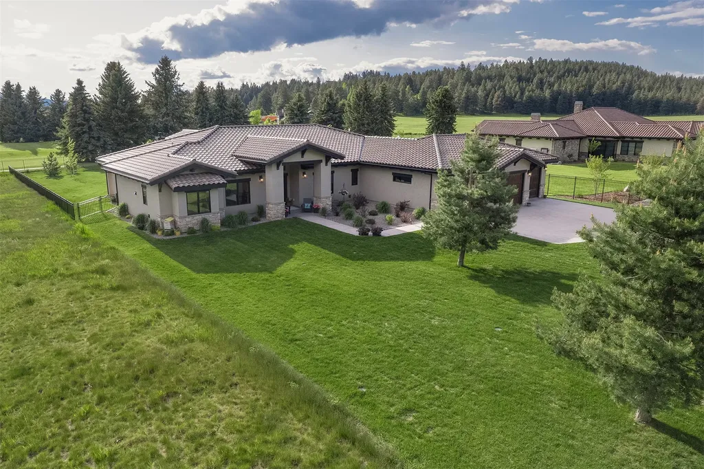 344 Chapman Lane Bigfork MT 59911