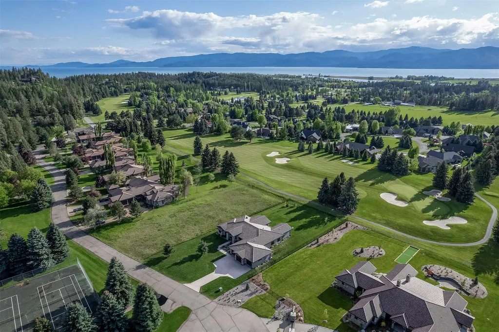 344 Chapman Lane Bigfork MT 59911