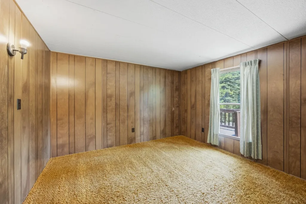 7089 Micah Springs Lane Alberton MT 59820