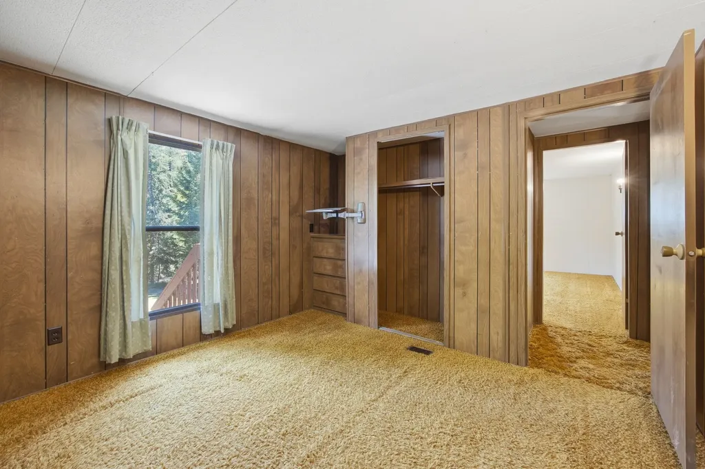 7089 Micah Springs Lane Alberton MT 59820