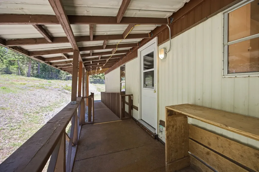7089 Micah Springs Lane Alberton MT 59820