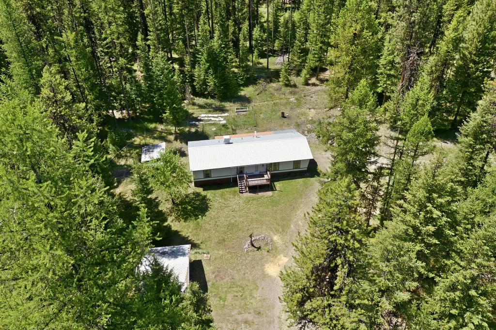 7089 Micah Springs Lane Alberton MT 59820