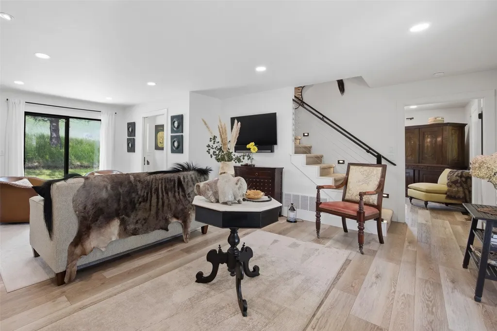 2920 Curlew Mine Road Victor MT 59875