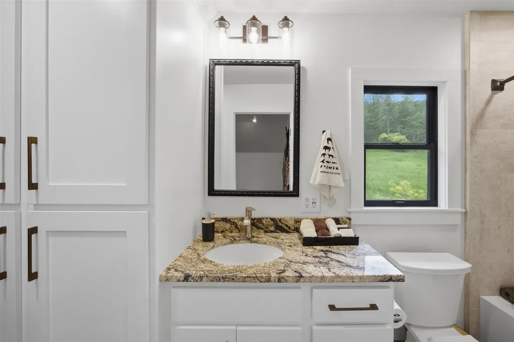 2920 Curlew Mine Road Victor MT 59875