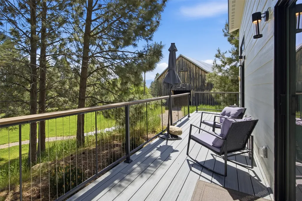 2920 Curlew Mine Road Victor MT 59875