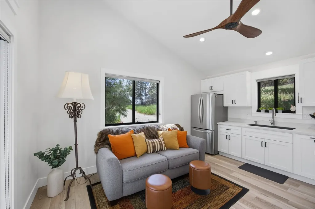 2920 Curlew Mine Road Victor MT 59875