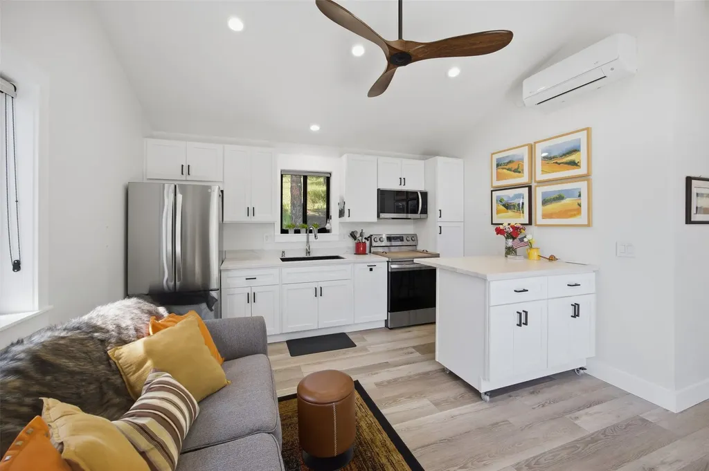 2920 Curlew Mine Road Victor MT 59875