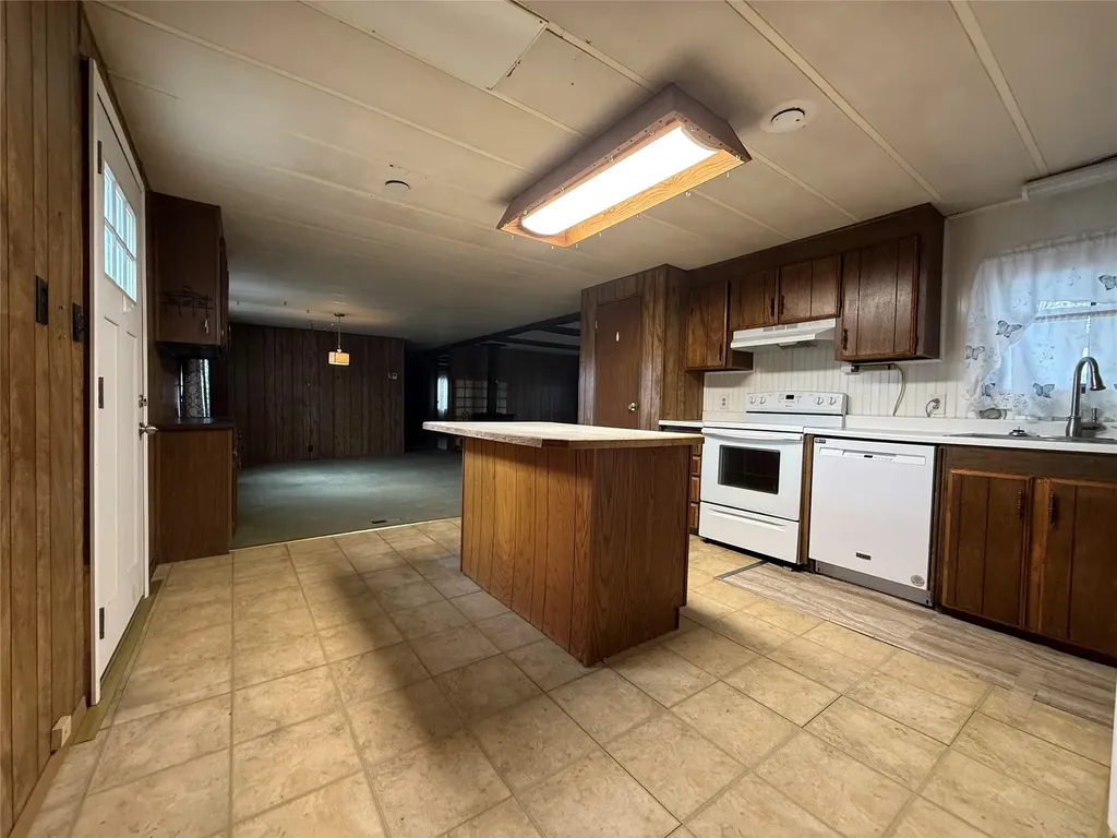 1524 6th Avenue NW Great Falls MT 59404