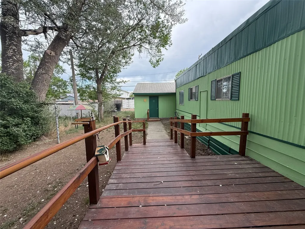 1524 6th Avenue NW Great Falls MT 59404
