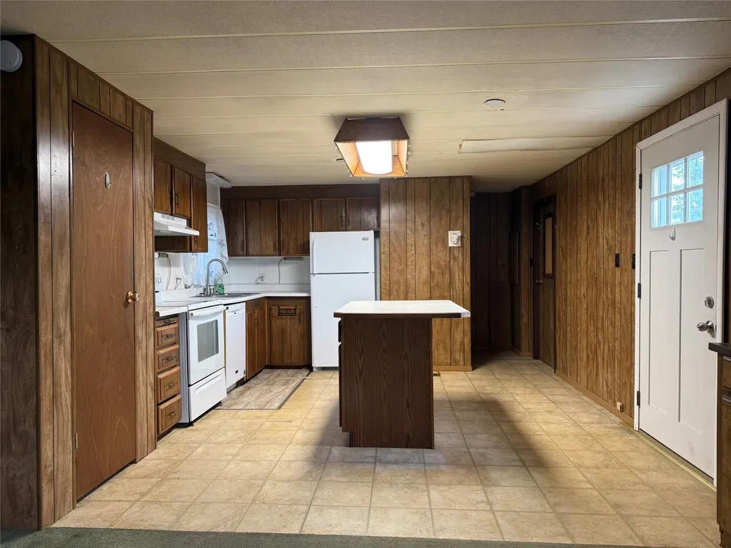 1524 6th Avenue NW Great Falls MT 59404