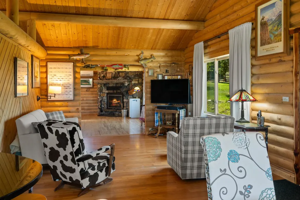 25 Sundowner Road Sheridan MT 59749