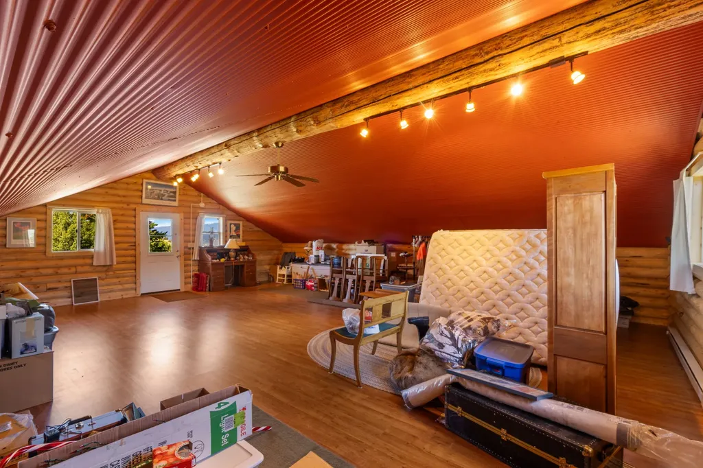 25 Sundowner Road Sheridan MT 59749