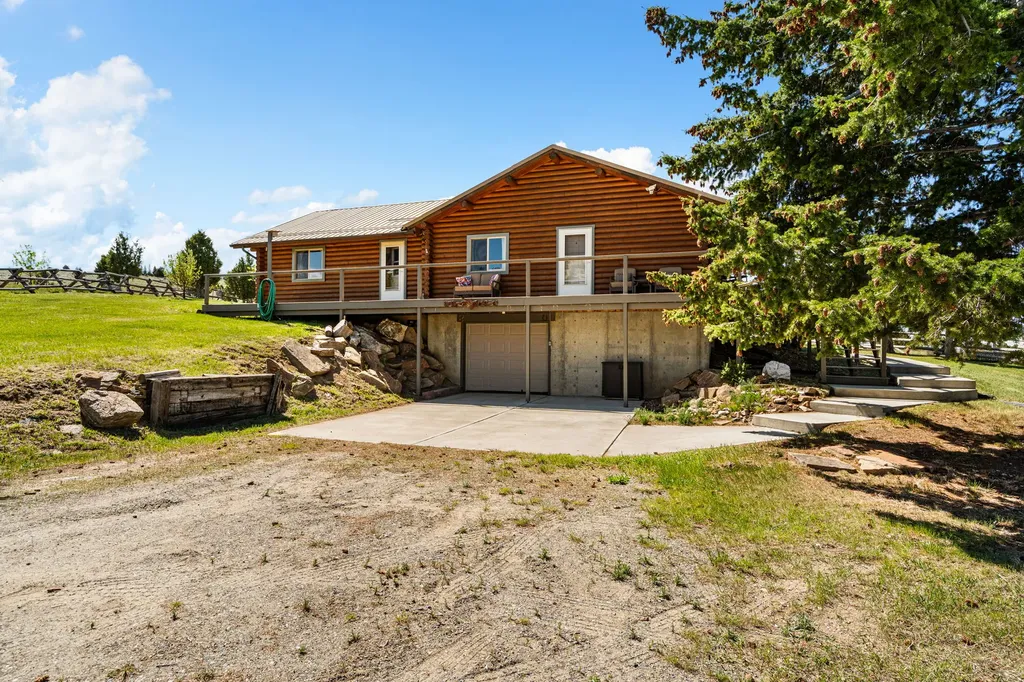 25 Sundowner Road Sheridan MT 59749