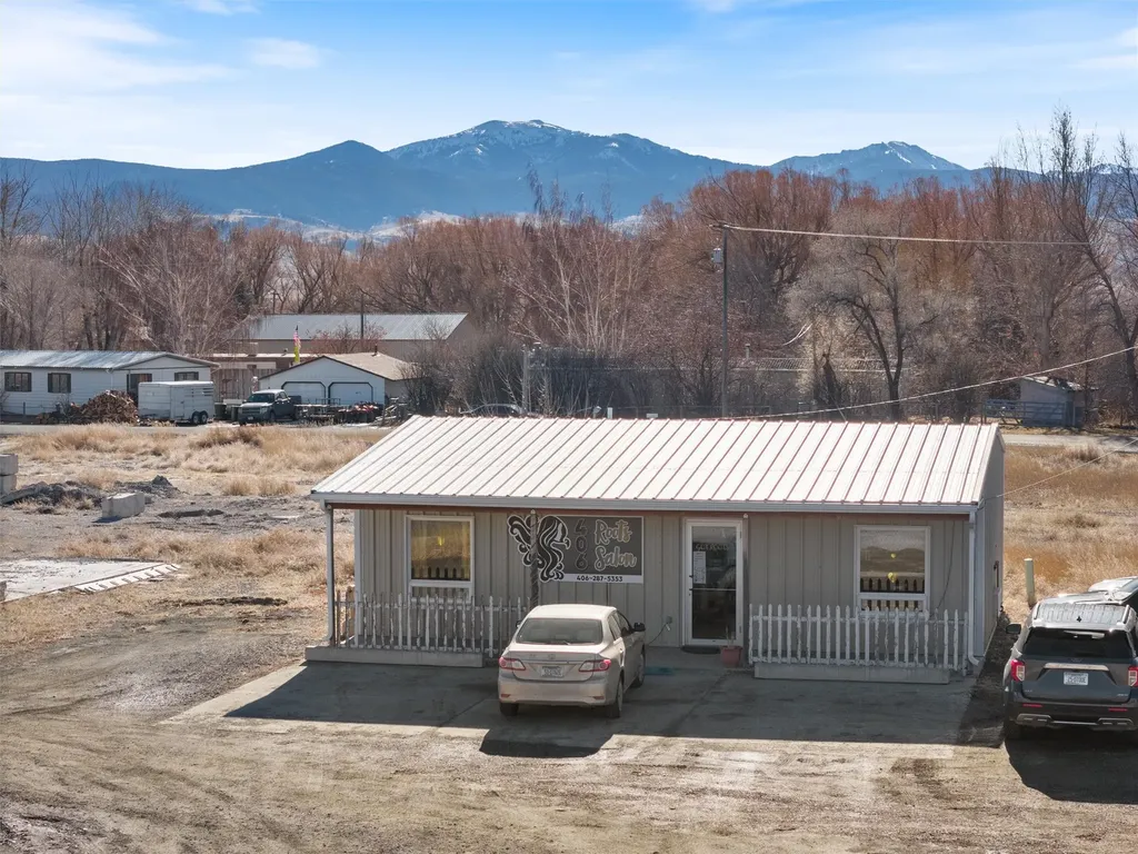 2 S Lincoln Street Whitehall MT 59759