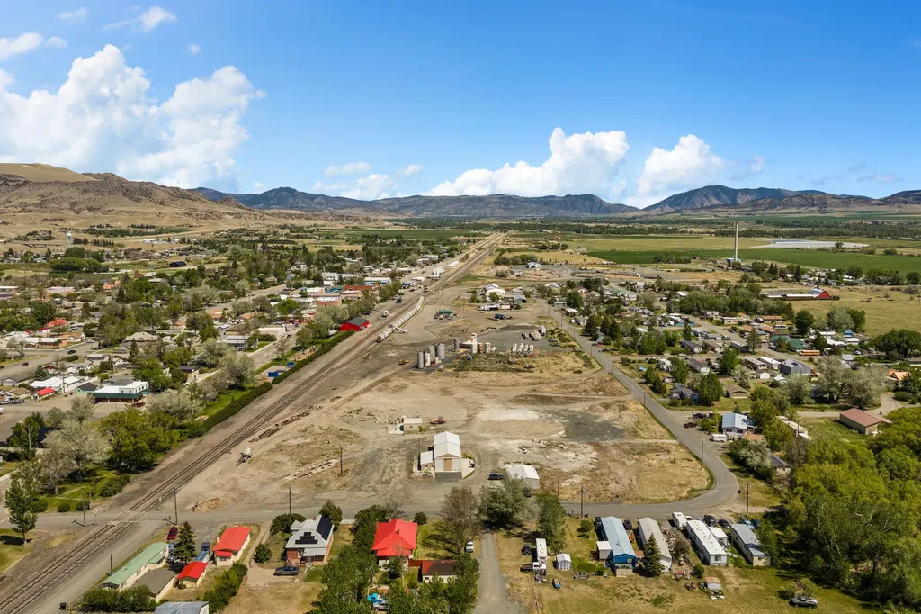 2 S Lincoln Street Whitehall MT 59759