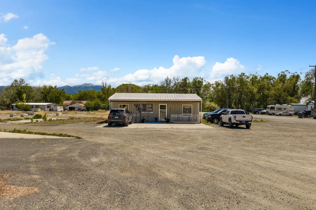 2 S Lincoln Street Whitehall MT 59759