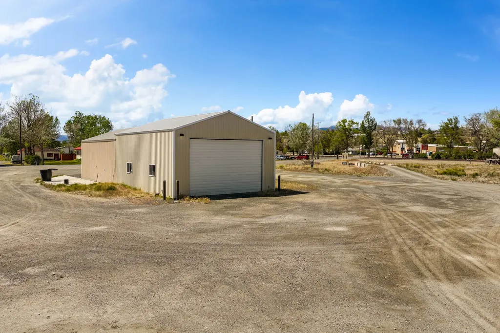 2 S Lincoln Street Whitehall MT 59759