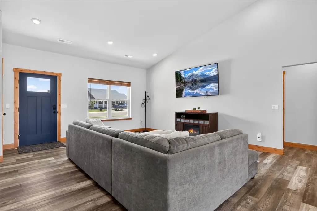 405 Sheffield Court Cascade MT 59421