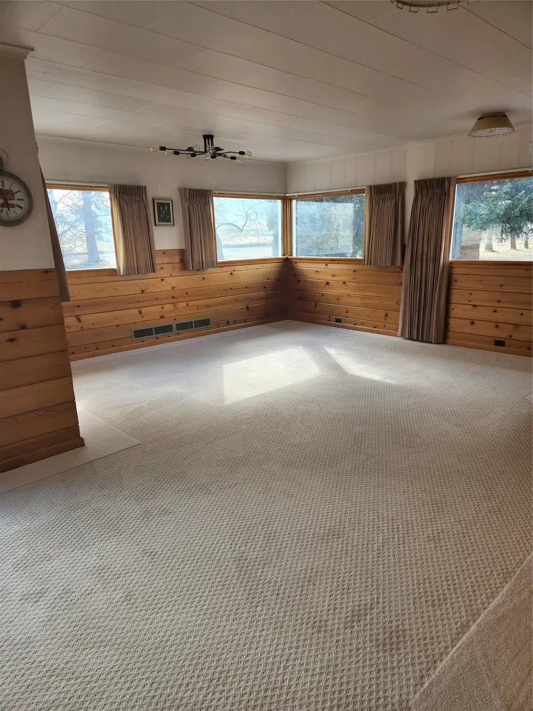 4 Stewart Street Anaconda MT 59711