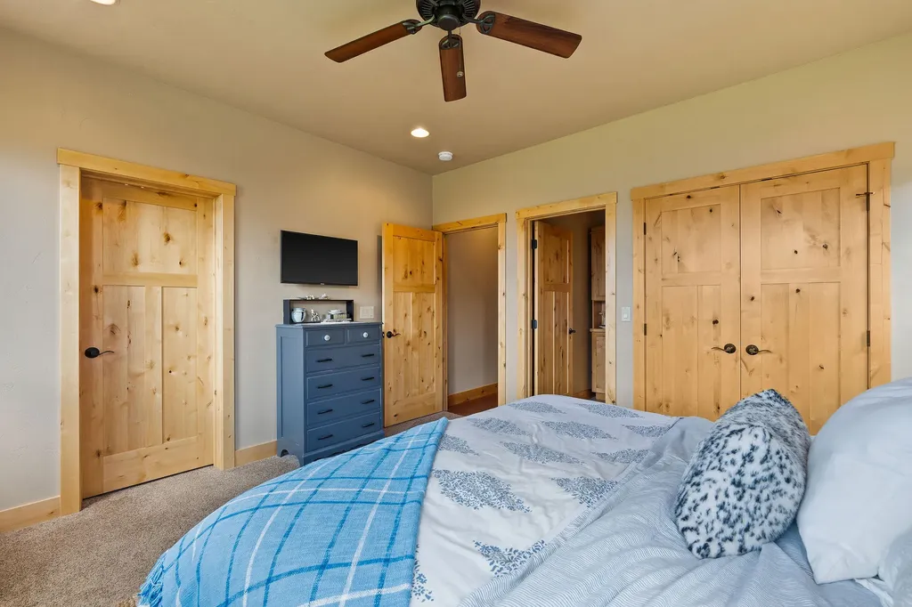 220 Bluebunch Court Bigfork MT 59911
