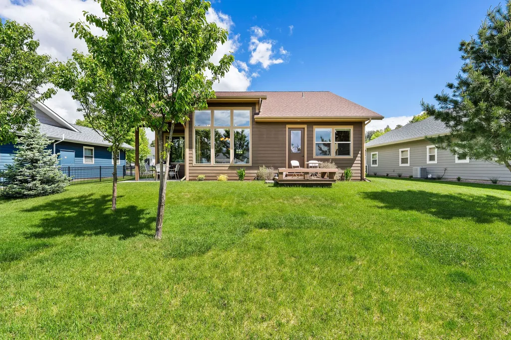 220 Bluebunch Court Bigfork MT 59911