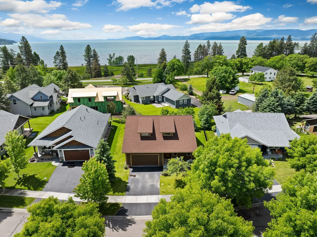 220 Bluebunch Court Bigfork MT 59911