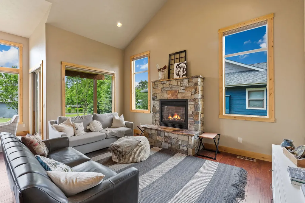 220 Bluebunch Court Bigfork MT 59911