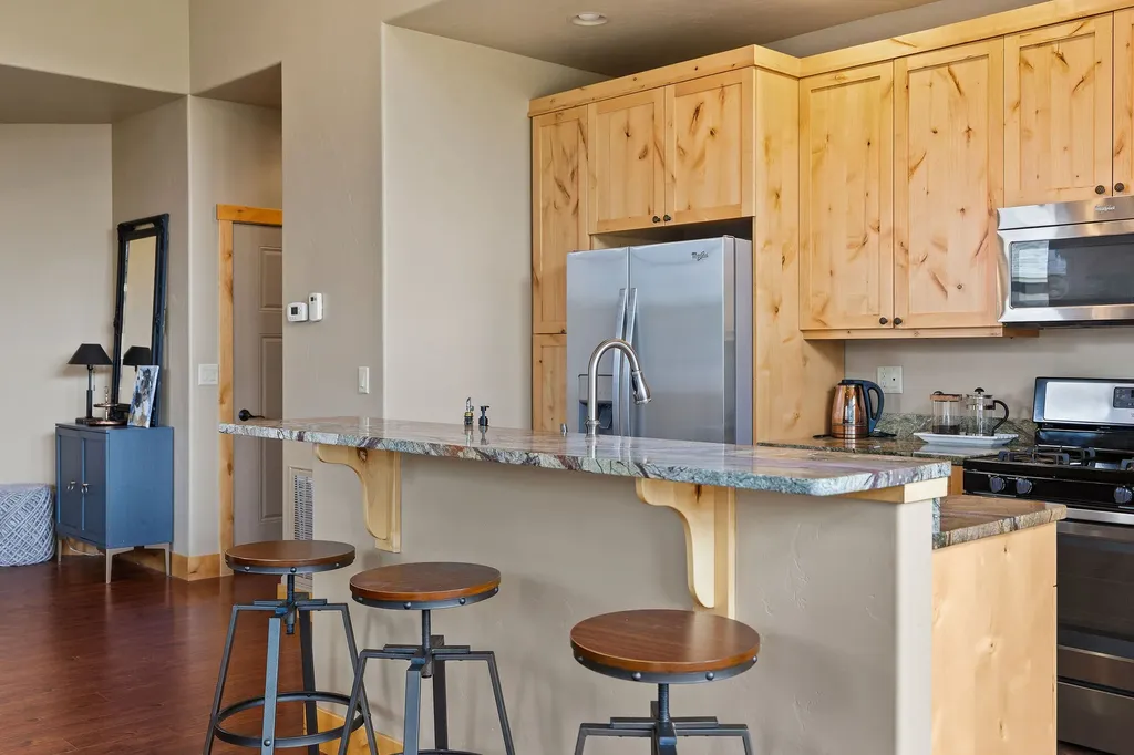 220 Bluebunch Court Bigfork MT 59911