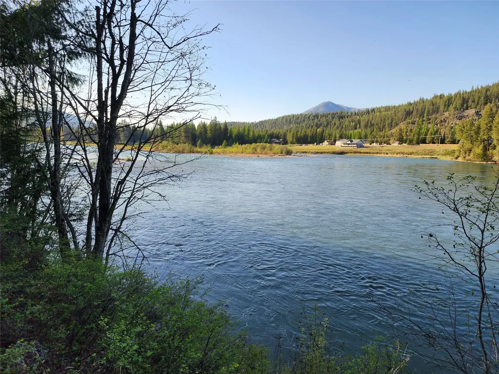 1278 Hunts Mill Road Troy MT 59935