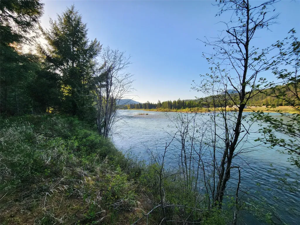 1278 Hunts Mill Road Troy MT 59935