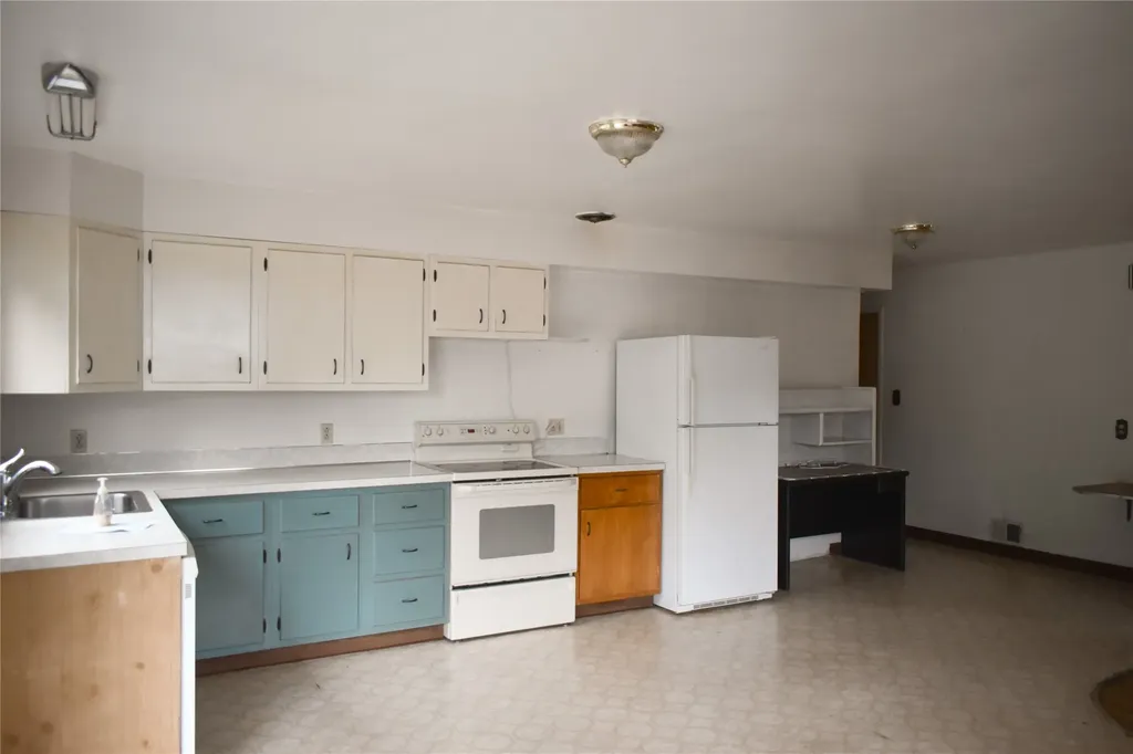 502 Pierce Street Plains MT 59859