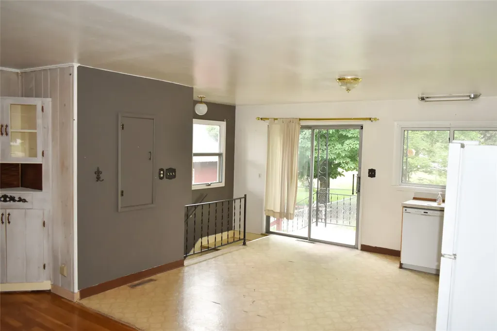 502 Pierce Street Plains MT 59859