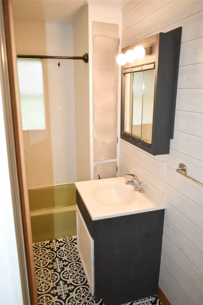 502 Pierce Street Plains MT 59859