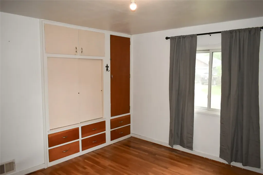 502 Pierce Street Plains MT 59859