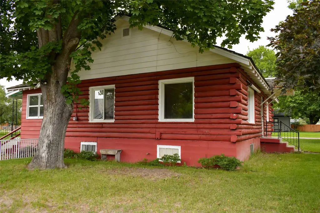 502 Pierce Street Plains MT 59859