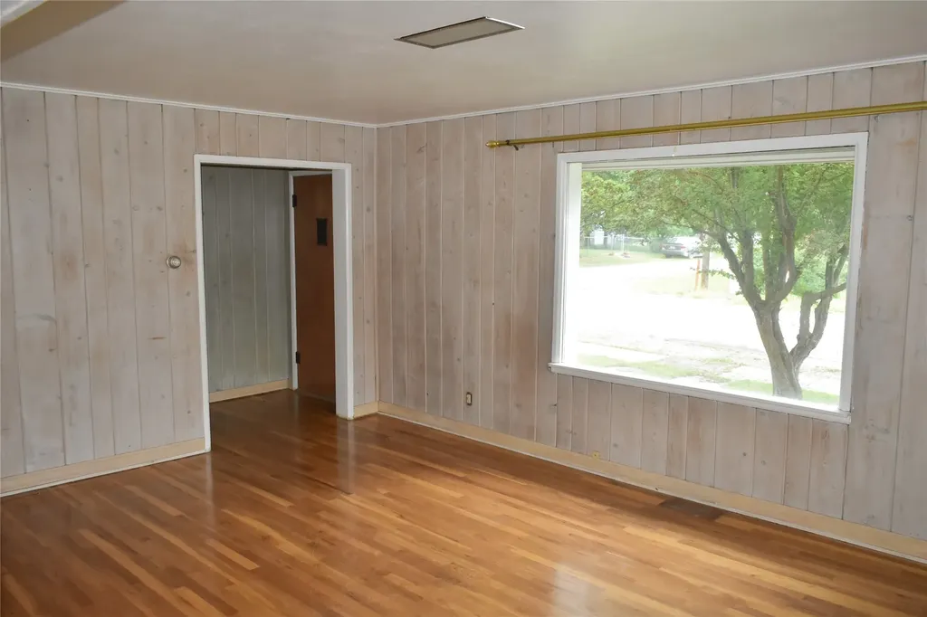 502 Pierce Street Plains MT 59859