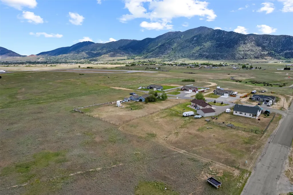 5941 Porter Avenue Butte MT 59701