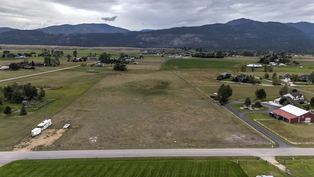 3693/3747 Snowdrift Lane Missoula MT 59808