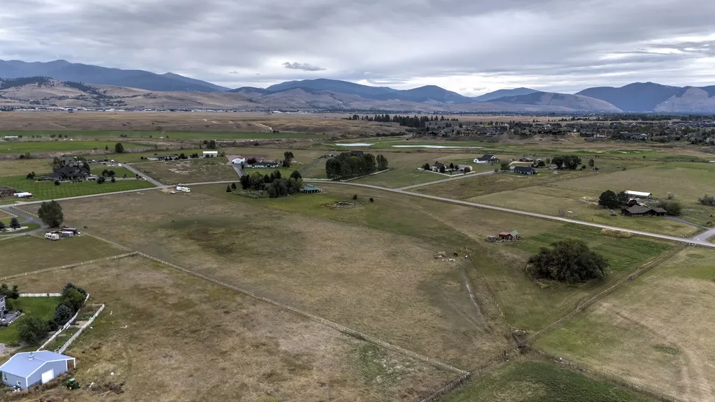 3693/3747 Snowdrift Lane Missoula MT 59808