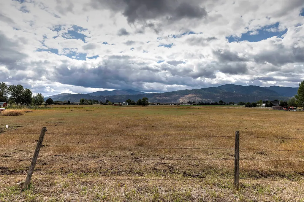 3693/3747 Snowdrift Lane Missoula MT 59808