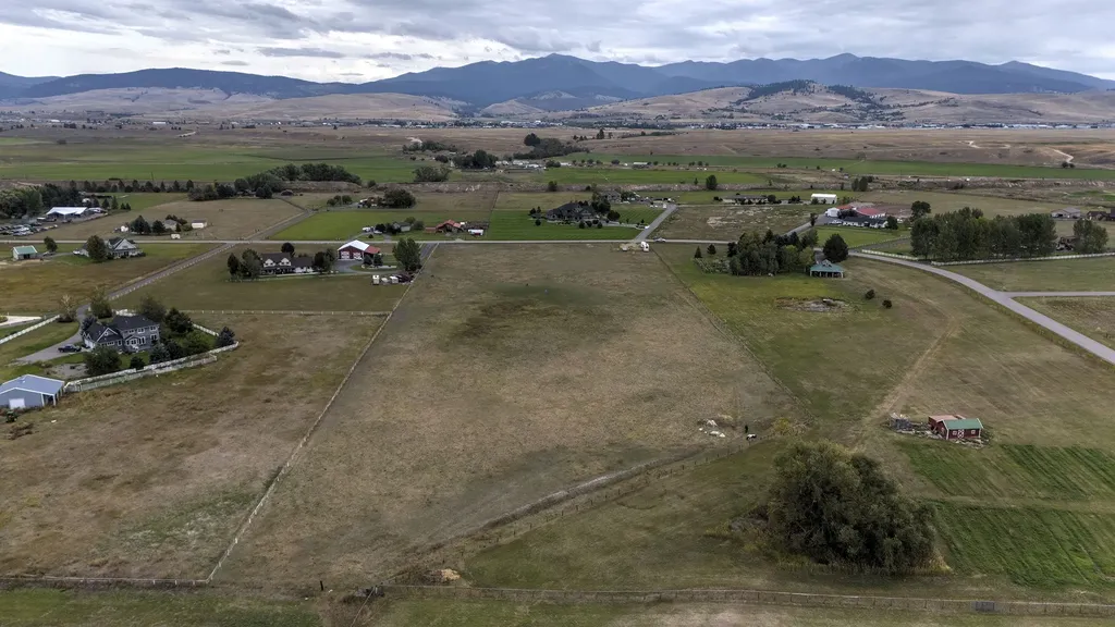 3747 Snowdrift Lane Missoula MT 59808