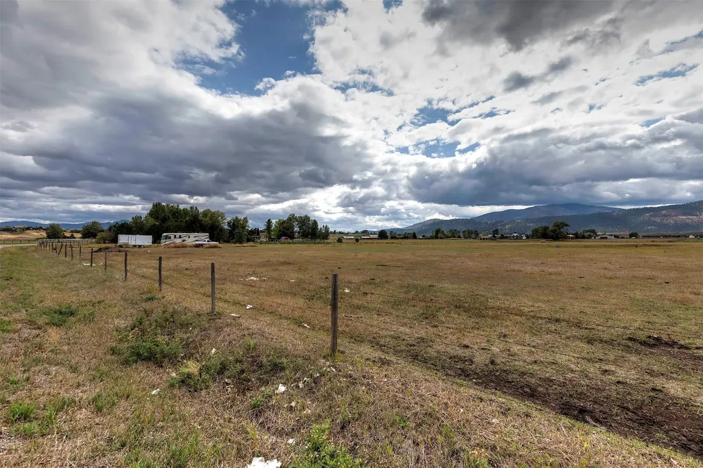 3747 Snowdrift Lane Missoula MT 59808
