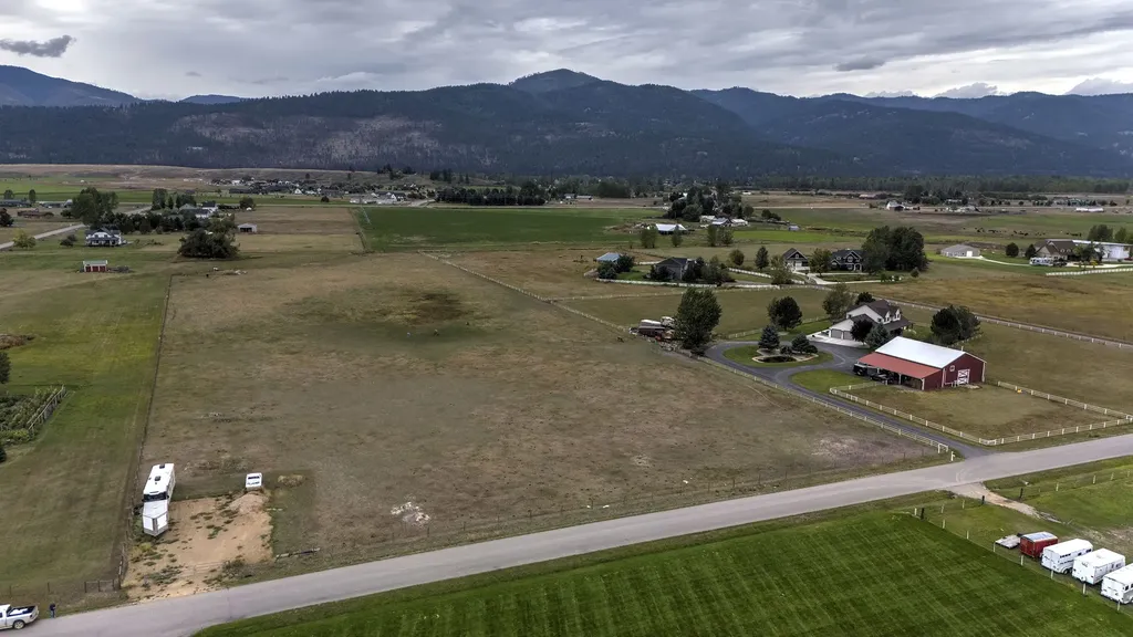 3747 Snowdrift Lane Missoula MT 59808
