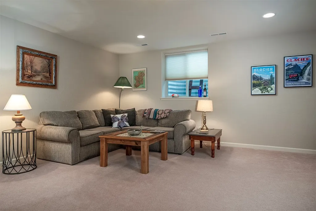 229 E Nicklaus Avenue Kalispell MT 59901