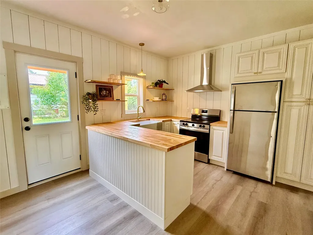 514 E Haley Avenue Thompson Falls MT 59873