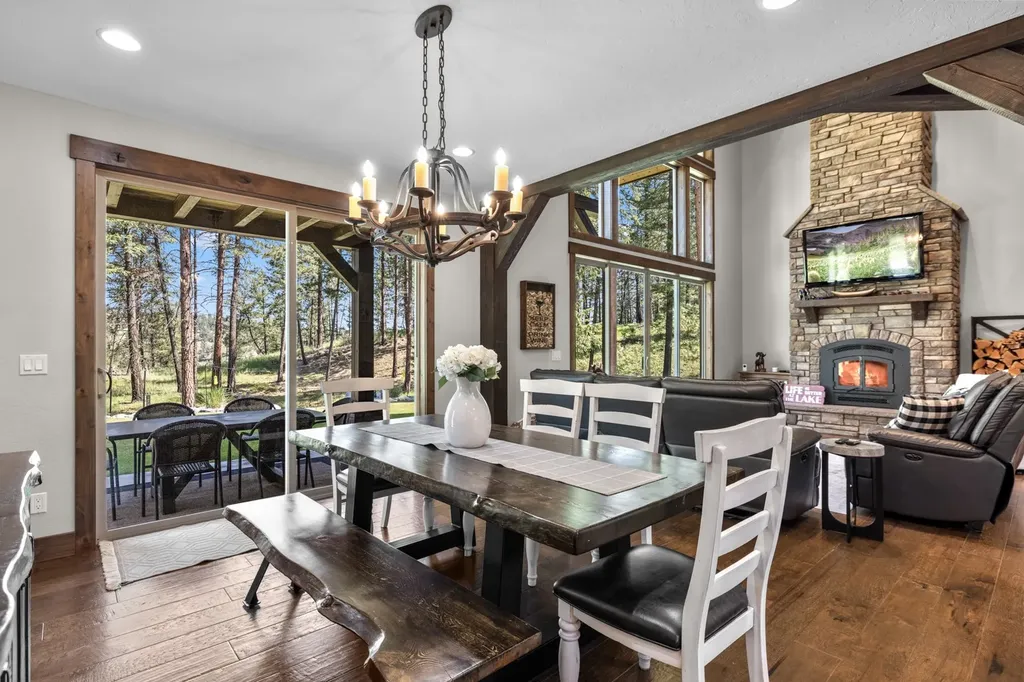 731 Hoodoo Loop Rexford MT 59930