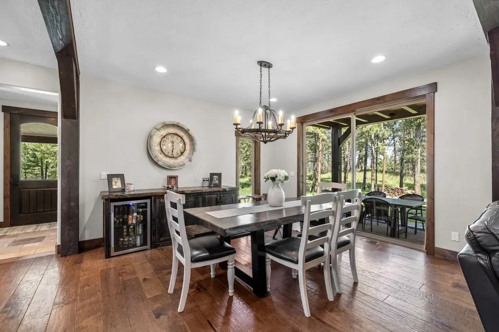 731 Hoodoo Loop Rexford MT 59930