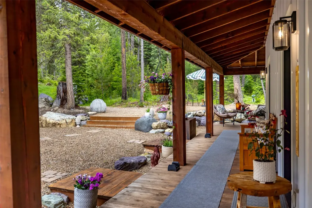 3965/3973 Star Meadow Road Whitefish MT 59937