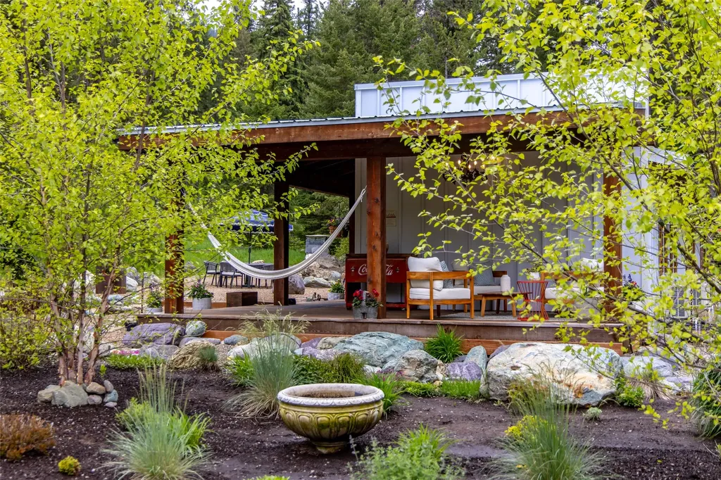 3965/3973 Star Meadow Road Whitefish MT 59937
